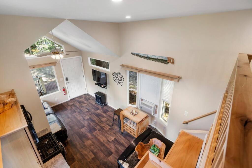 New Tiny Home Steps Away From Mt. Rainier Ashford Kültér fotó